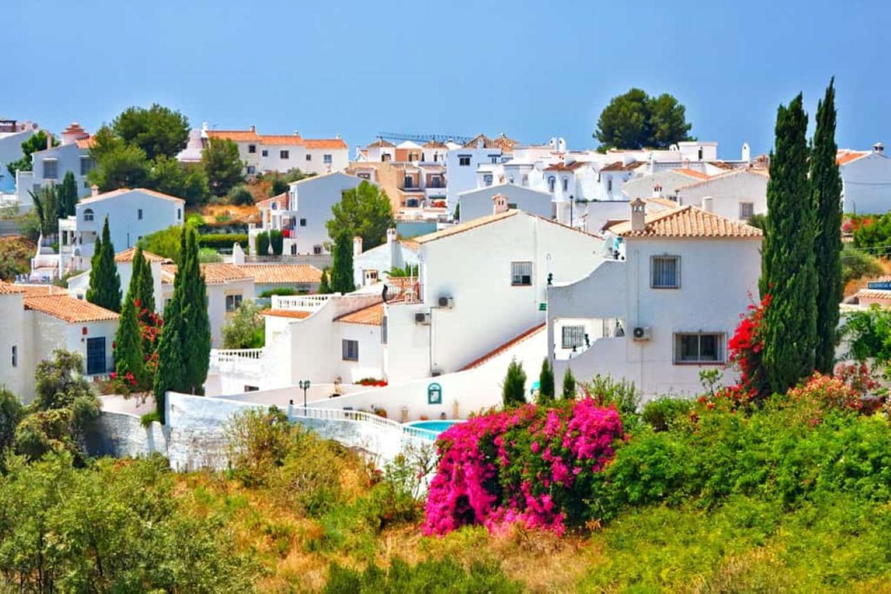 Casa Kaluel Adosado Blanco Villa Nerja Exterior foto